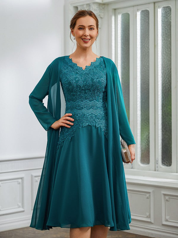 Karla A-Line/Princess Chiffon Ruched V-neck Short Sleeves Knee-Length Mother of the Bride Dresses HLP0020268
