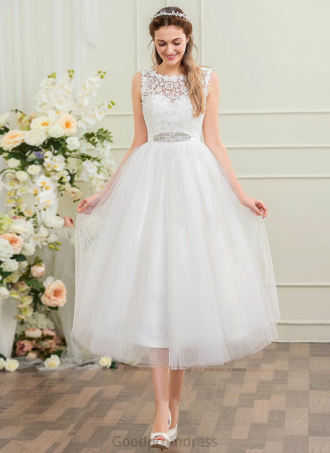 Dalia Scoop Tulle Ball-Gown/Princess Beading Wedding Dresses Neck Sequins Wedding Dress With Tea-Length